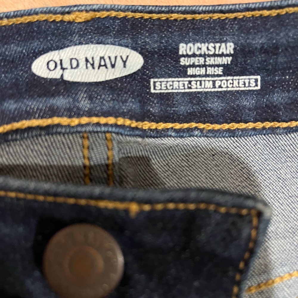 NWOT Old Navy Super Skinny High Rise Jeans